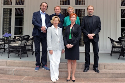 Kjell Nupen, Ørnulf Opdahl, Karin Hellandsjø, Ole Larsen (back row), left to right). HM Queen Sonja and Award Winner 2012; Tiina Kivinen (front row)